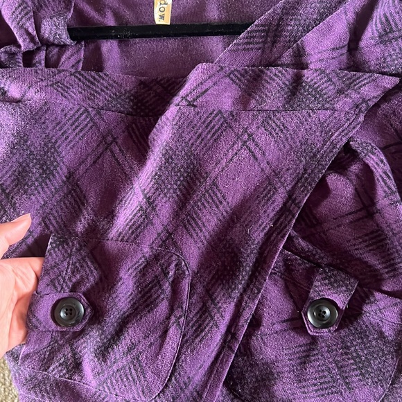 Opened Purple Pattern Cardigan - Picture 3 of 4